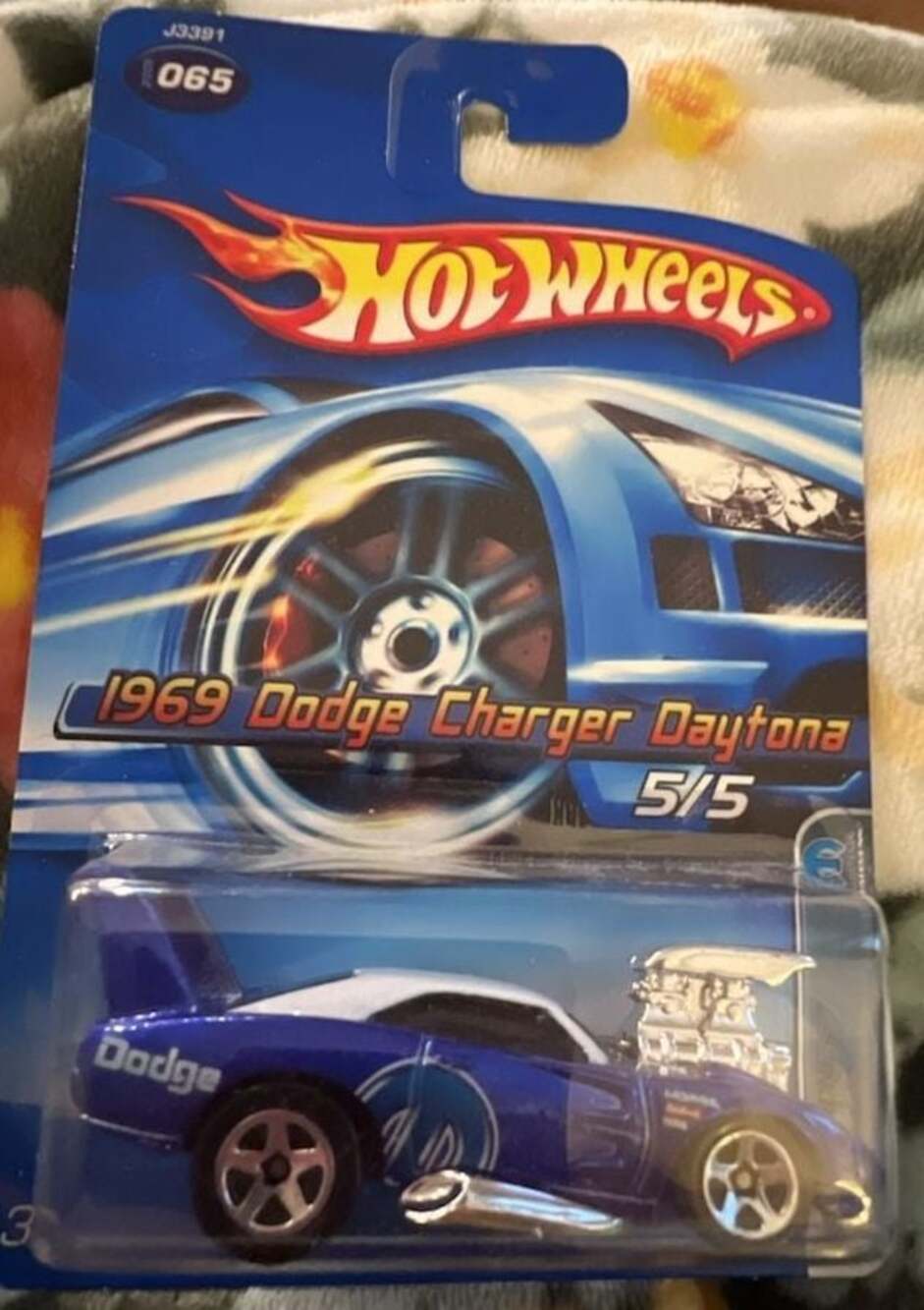 2006 HOT WHEELS 1969 DODGE CHARGER DAYTONA, BLUE, #5/5 MOPAR MADNESS, #065